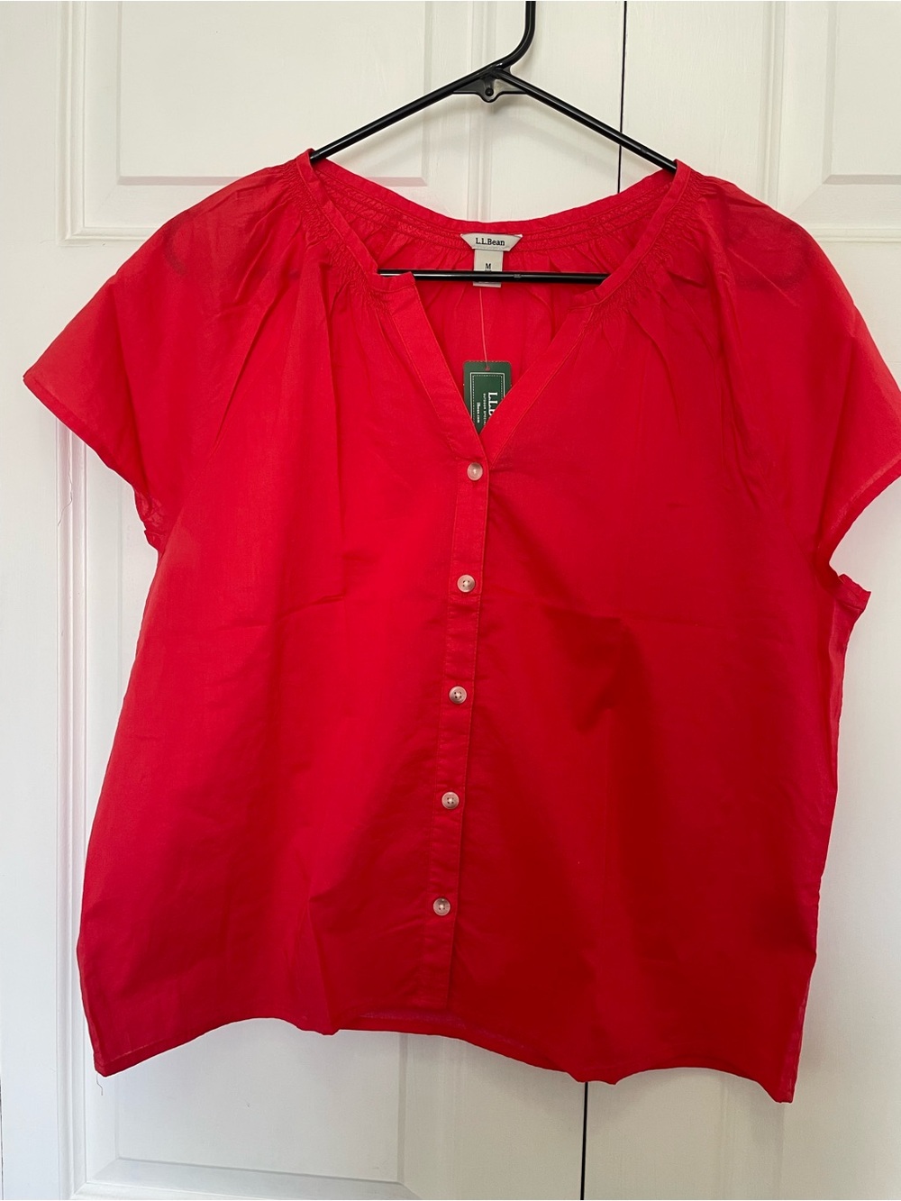 L.L. Bean Women's Bright Pomegranate Short-Sleeve Button-Front Top- Med Petite - Picture 2 of 7